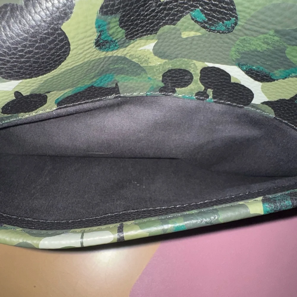 Coach Camouflage Messenger Bag and Coach Zippy Wallet - Picture 12 of 15